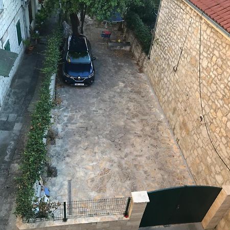 דירות ספליט Studio In The Top Center מראה חיצוני תמונה